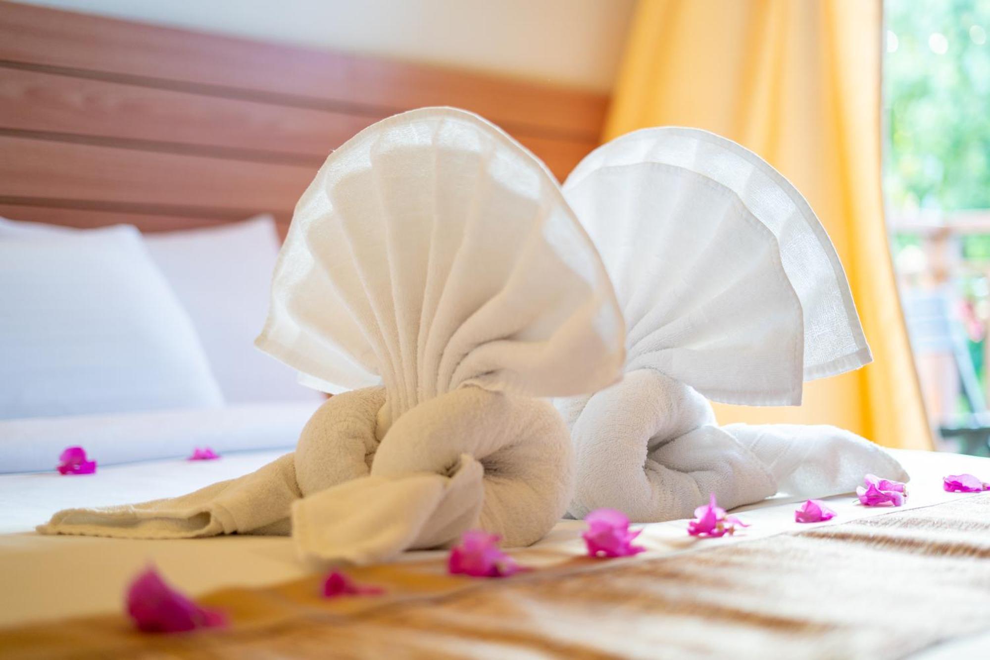 Nala Veli Beach & Spa Ukulhas Exterior foto